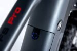 VTT électrique Moma Bikes EMTB-29 Pro avec moteur central AKM 70 Nm